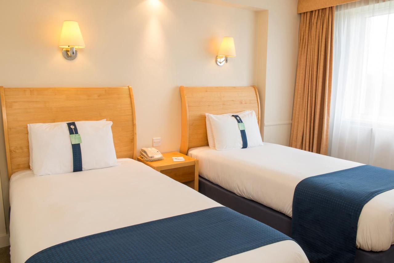 Holiday Inn London Brent Cross, An Ihg Hotel Екстер'єр фото