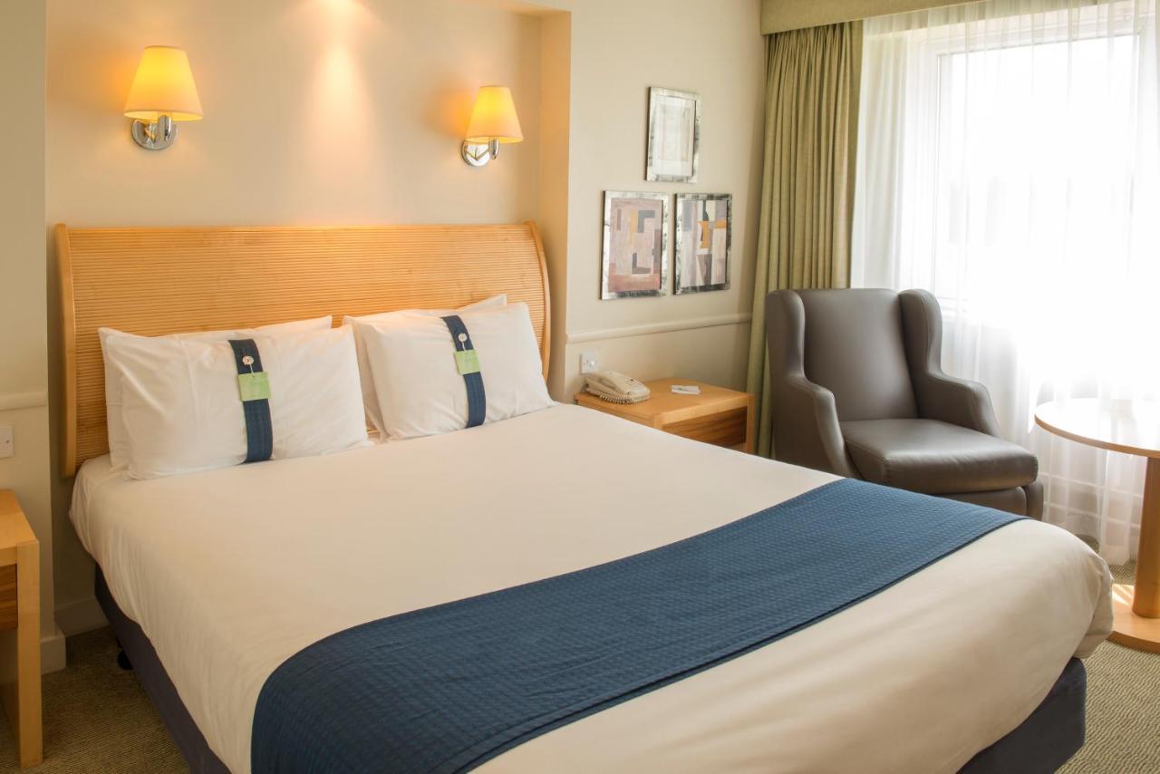 Holiday Inn London Brent Cross, An Ihg Hotel Екстер'єр фото