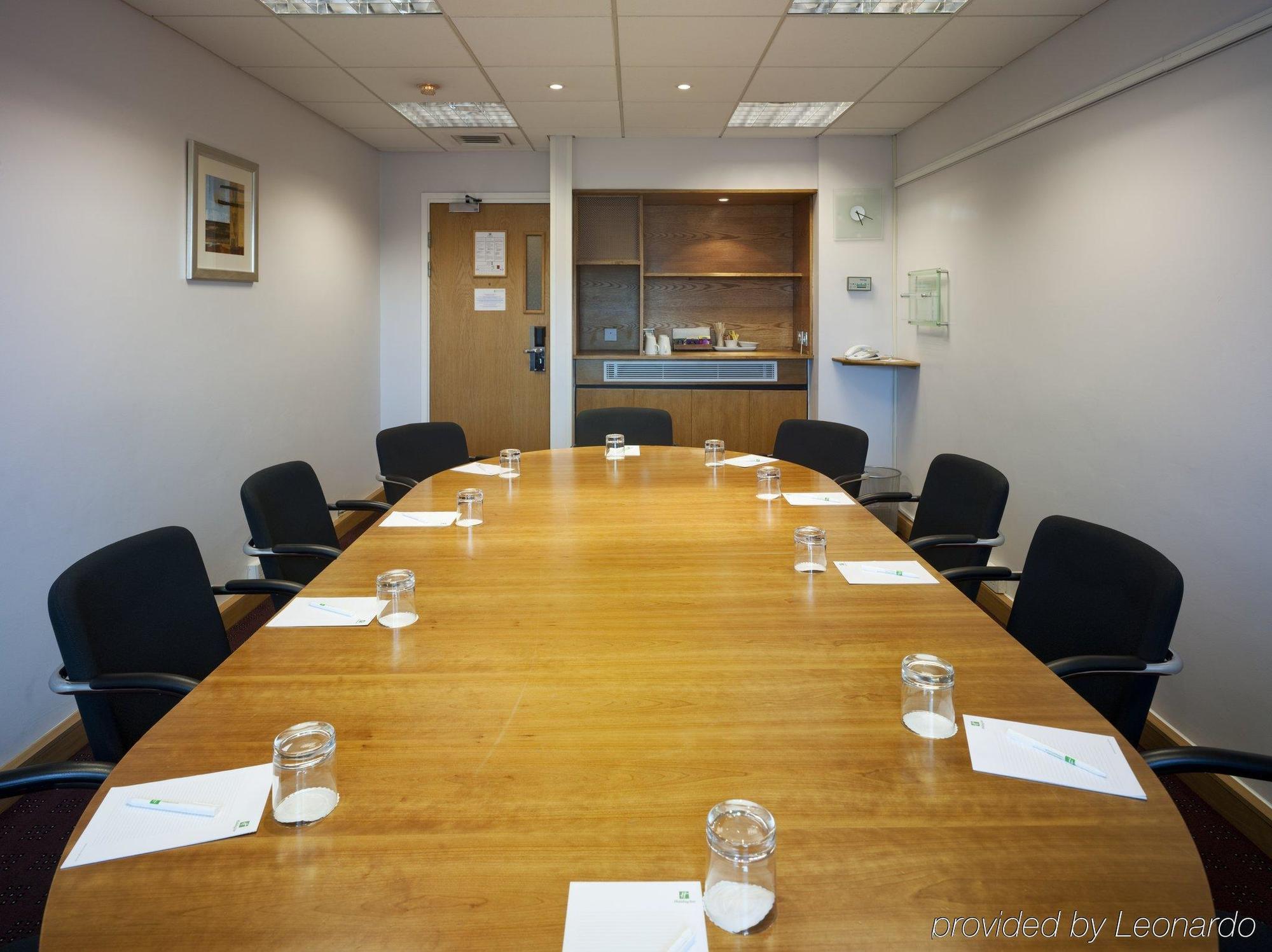 Holiday Inn London Brent Cross, An Ihg Hotel Зручності фото