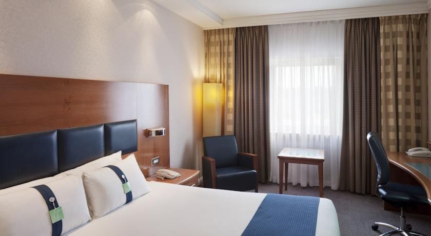 Holiday Inn London Brent Cross, An Ihg Hotel Екстер'єр фото